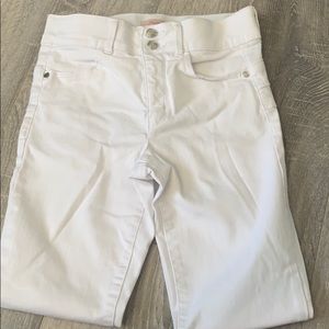 LIKE NEW: white jeans